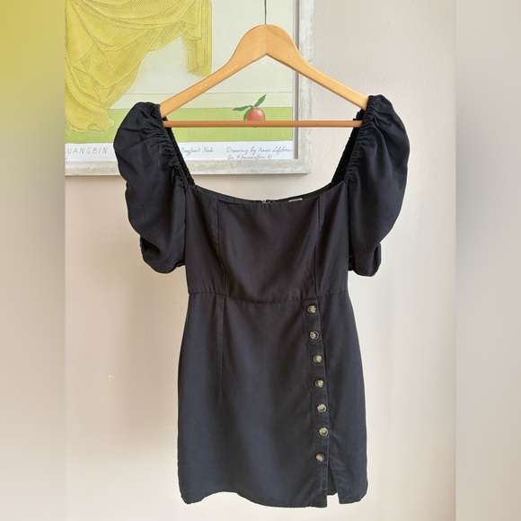 ❄️SALE❄️Puff Sleeve Mini Dress Lani the Label Sheath Mini Dress - Picture 5 of 7